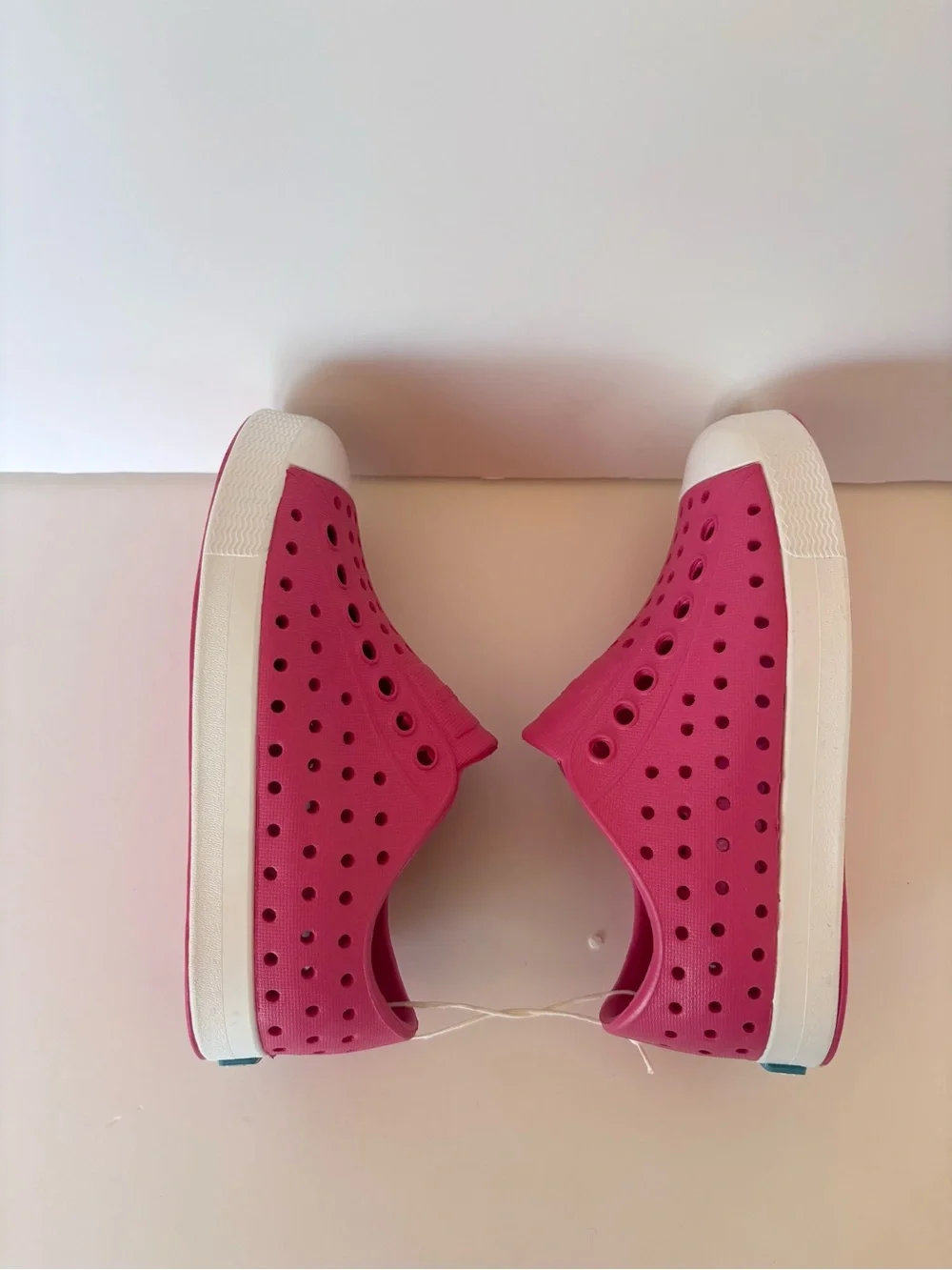Native Shoes Jefferson Size 8 Slip-On Water-Resistant Sneakers in Hollywood Pink